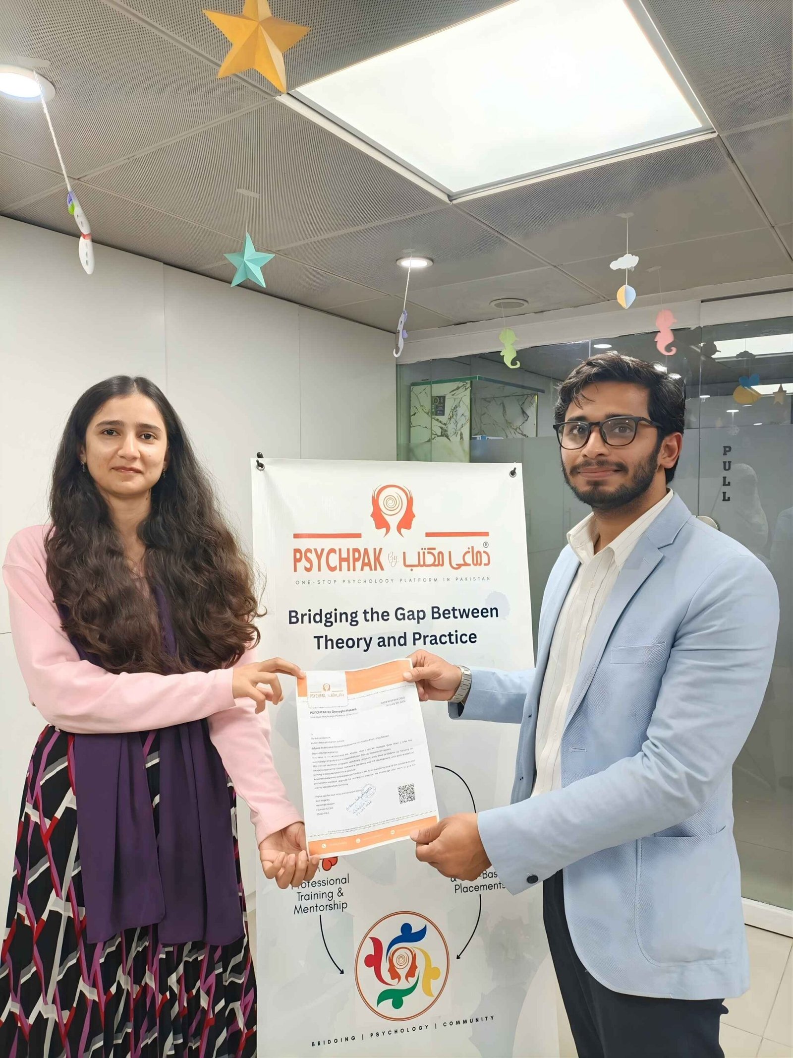 Psychpak CEO providing job recommendation to student